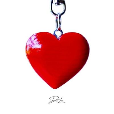 Drevený prívesok na kabelku Srdce červené